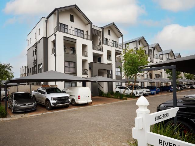 3 Bedroom Apartment To Let in Waterfall
