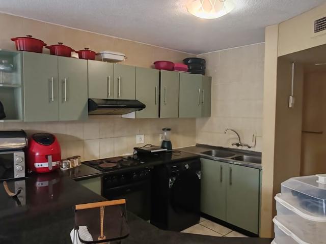 3 Bedroom Apartment To Let in Amanzimtoti