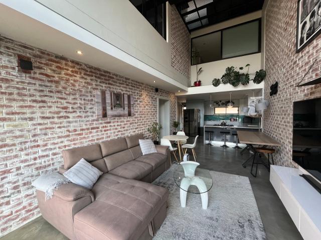 3 Bedroom Apartment To Let in Atholl