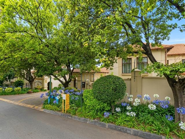 3 Bedroom Apartment To Let in Bryanston