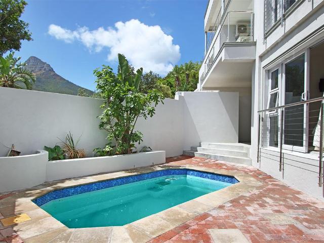 3 Bedroom Apartment To Let in Camps Bay