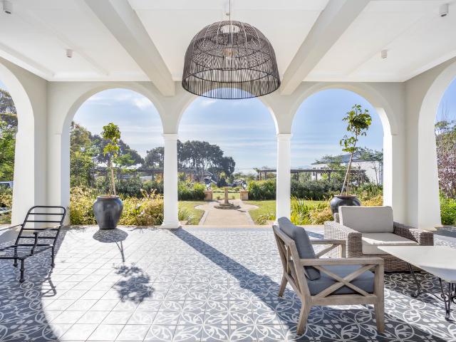 3 Bedroom Apartment To Let in Claremont Upper