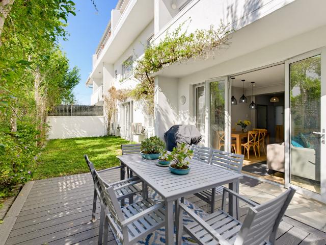3 Bedroom Apartment To Let in Claremont Upper