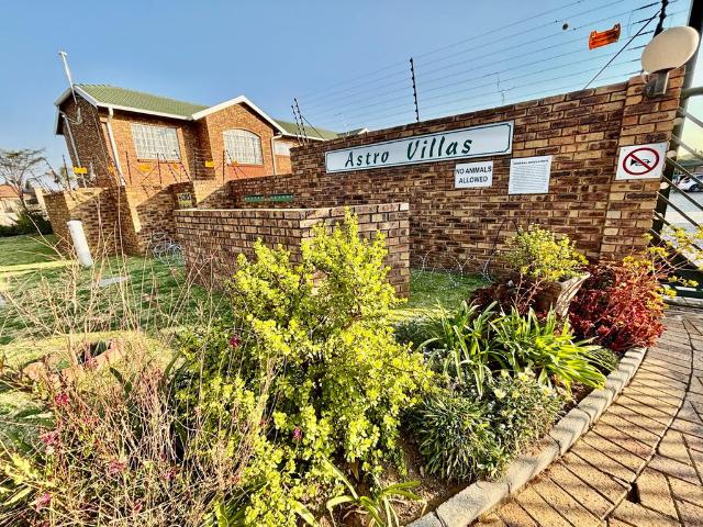 3 Bedroom Apartment To Let in Farrarmere