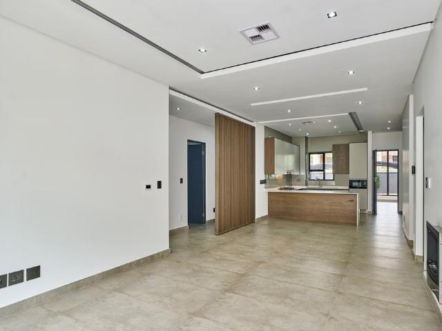 3 Bedroom Apartment To Let in Houghton Estate | Zareena Kara Properties