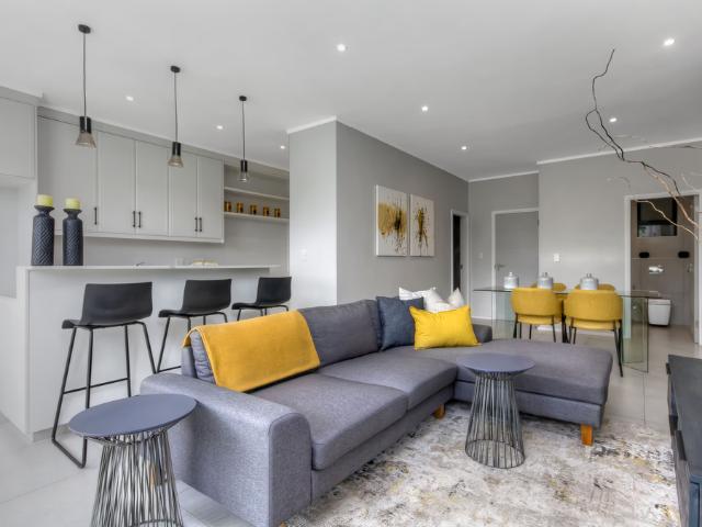 3 Bedroom Apartment To Let in Melrose