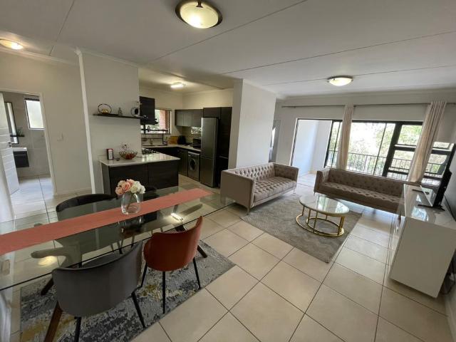 3 Bedroom Apartment To Let in Olivedale