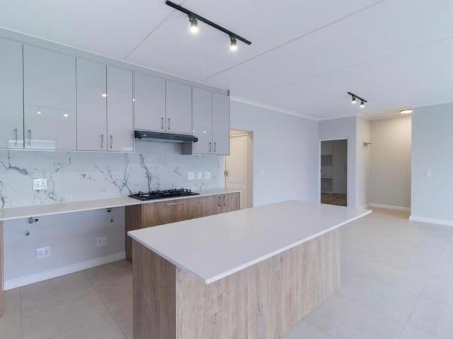 3 Bedroom Apartment To Let in Sandown