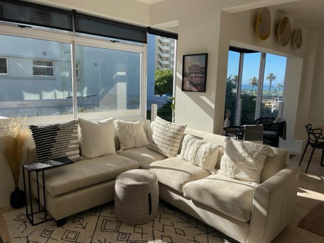 3 Bedroom Apartment To Let in Sea Point