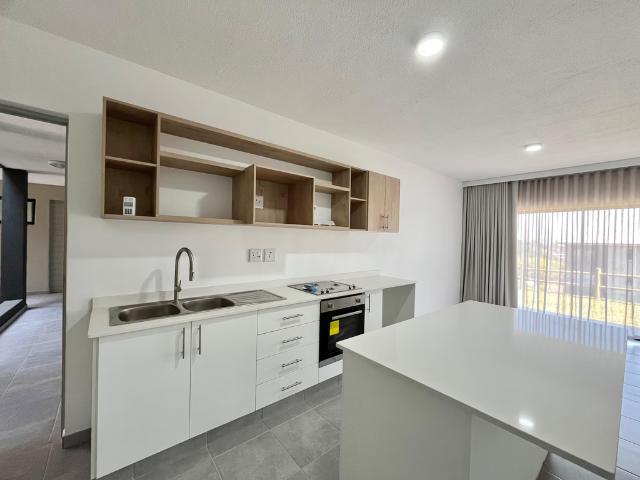 3 Bedroom Apartment To Let in Sheffield Beach