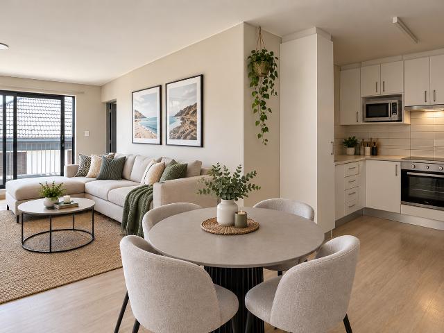 3 Bedroom Apartment To Let in Somerset West Central