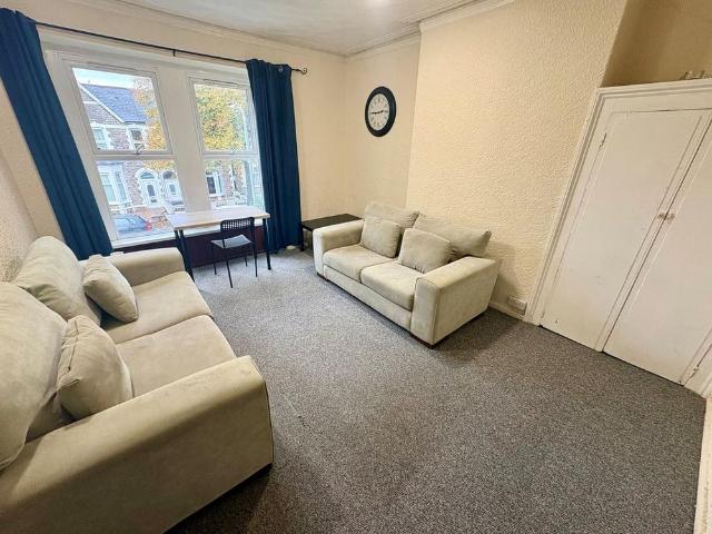 3 bedroom apartment to rent