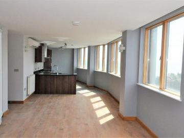3 bedroom apartment to rent
