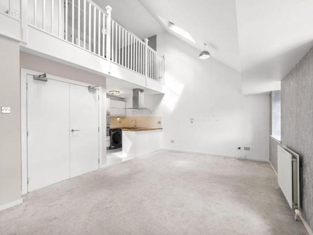 3 bedroom apartment to rent