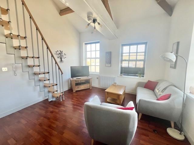3 bedroom apartment to rent