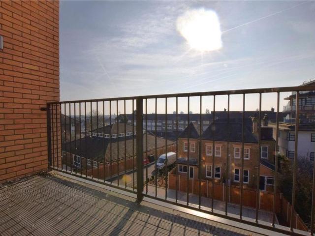 3 bedroom apartment to rent