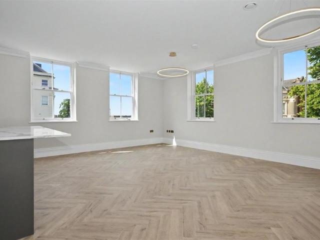 3 bedroom apartment to rent