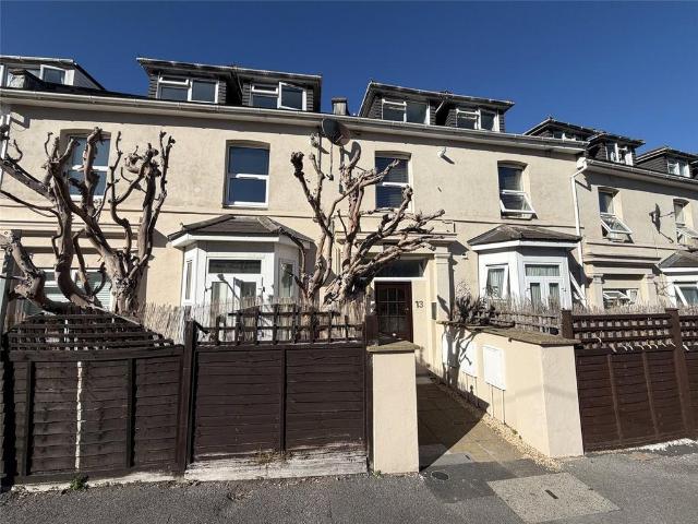 3 bedroom apartment to rent