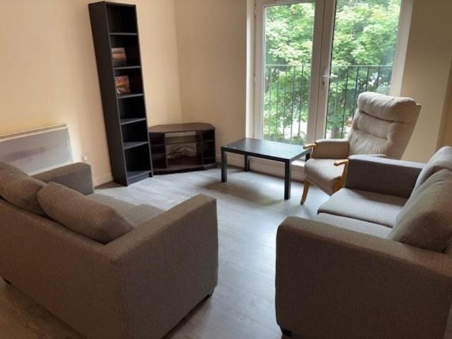 3 bedroom apartment to rent
