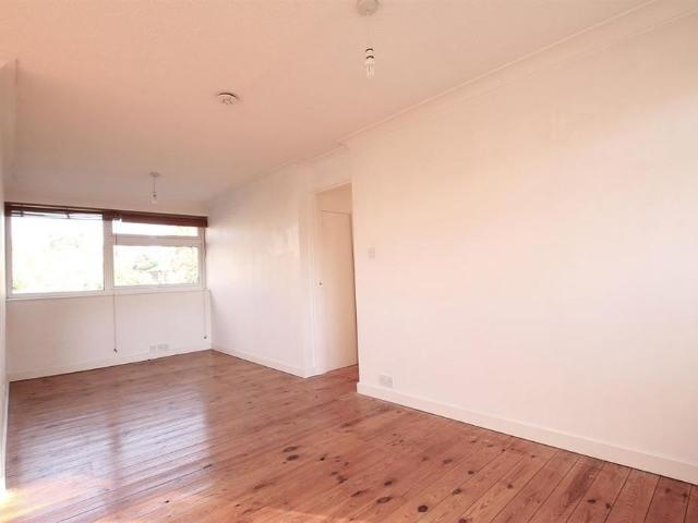 3 bedroom apartment to rent