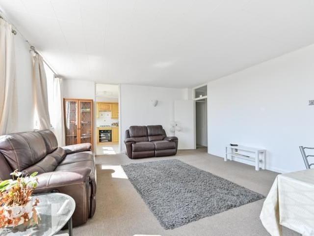 3 bedroom apartment to rent