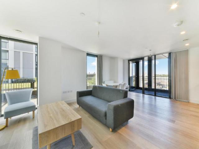 3 bedroom apartment to rent