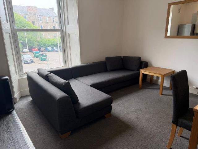 3 bedroom apartment to rent