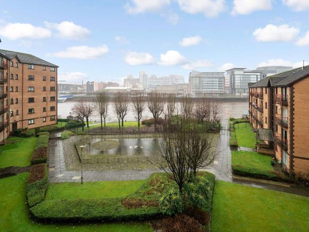 3 bedroom apartment to rent