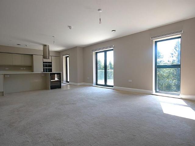 3 bedroom apartment to rent