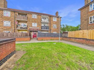 3 bedroom apartment to rent