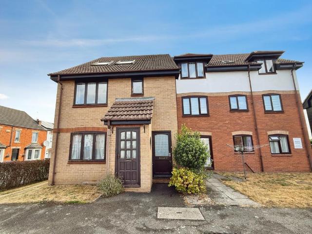 3 bedroom apartment to rent