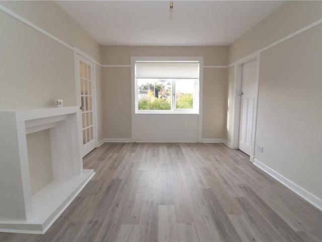 3 bedroom apartment to rent