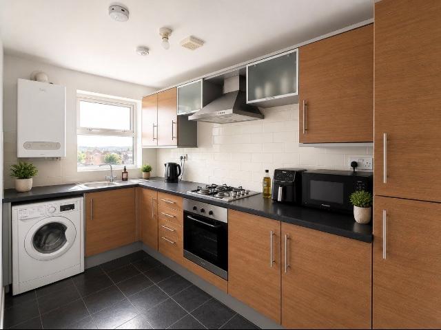 3 bedroom apartment to rent