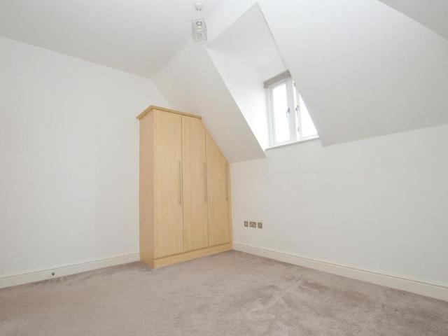 3 bedroom apartment to rent