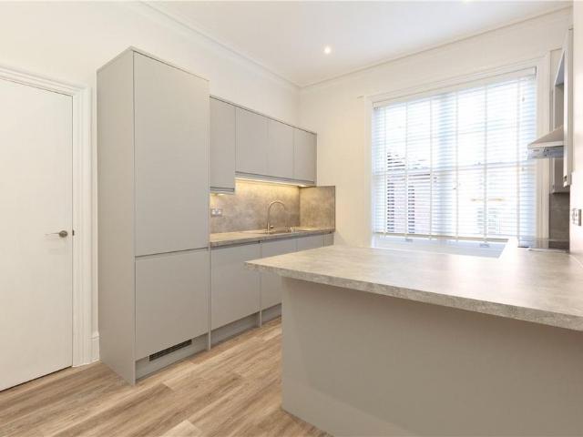 3 bedroom apartment to rent