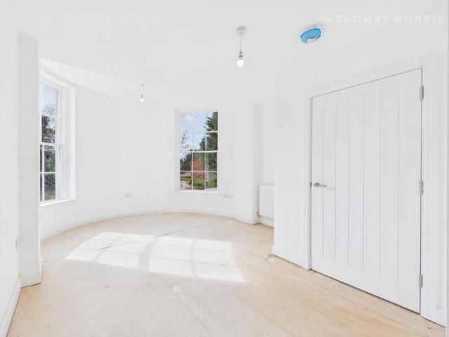 3 bedroom apartment to rent