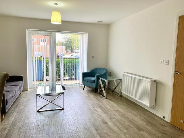3 bedroom apartment to rent