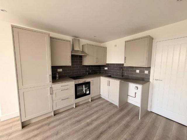 3 bedroom apartment to rent