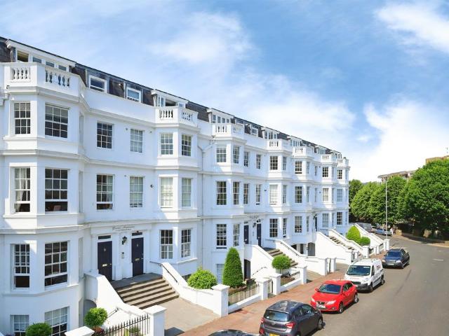3 bedroom apartment to rent