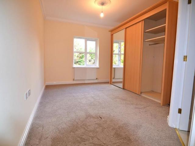 3 bedroom apartment to rent