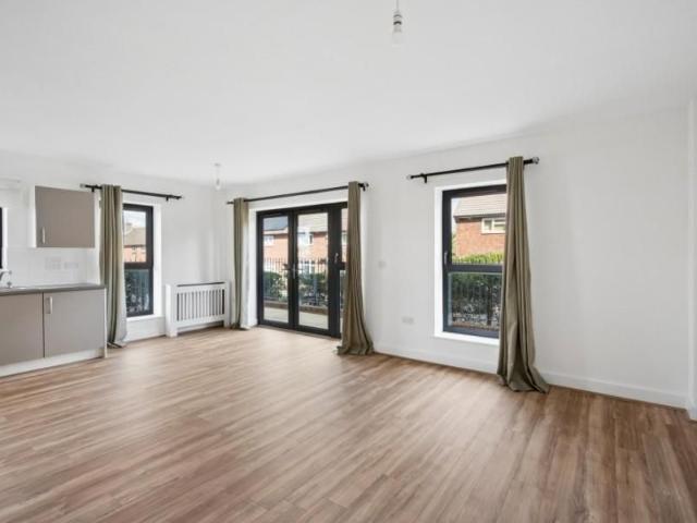 3 bedroom apartment to rent