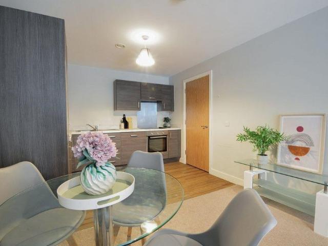 3 bedroom apartment to rent