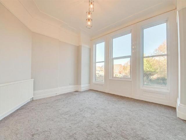 3 bedroom apartment to rent