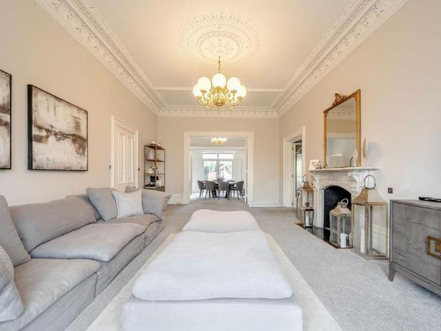 3 bedroom apartment to rent