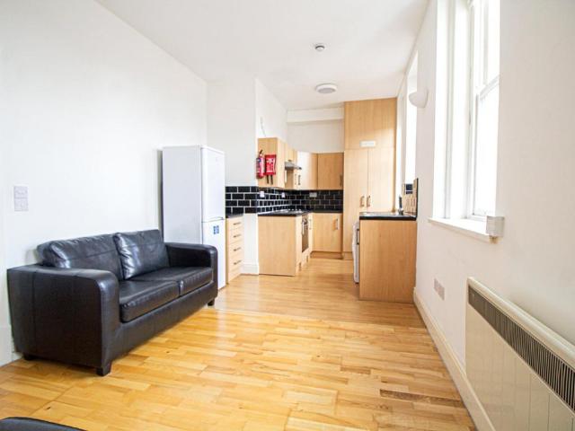 3 bedroom apartment to rent