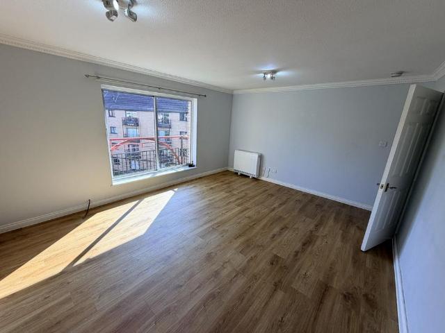 3 bedroom apartment to rent