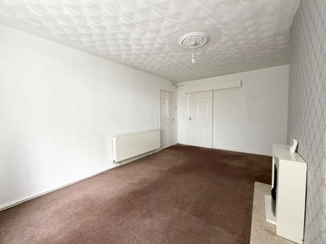 3 bedroom apartment to rent
