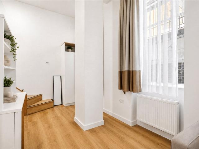 3 bedroom Apartment to rent