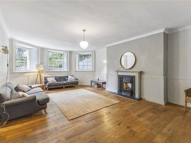 3 bedroom apartment to rent