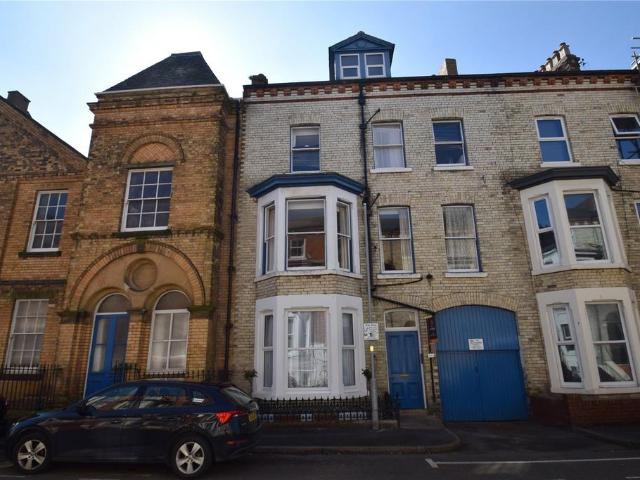 3 bedroom apartment to rent